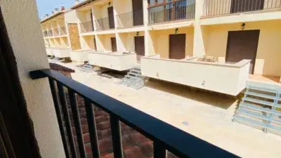 Chalet en Venta Valdelinares: Esquí Montaña 4 Habitaciones