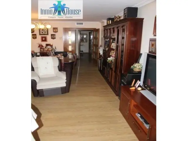 Se Vende Piso En Albacete, Zona Centro- Avenida De España