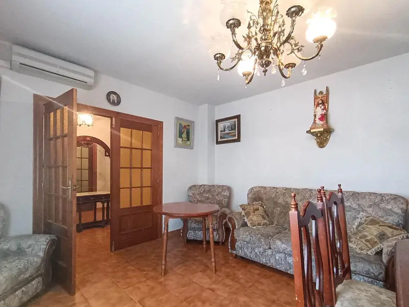 Casa Rural en Belicena con 3 Dormitorios y Garaje