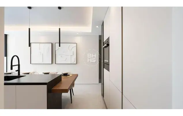 Alquiler Apartamento 3 Dormitorios 129m2 Benahavís