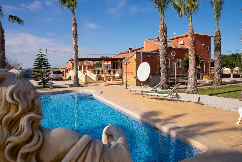 6 Habitaciones Casa de Campo en Dolores Alicante