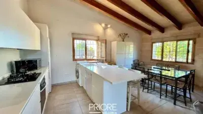 Casa Rústica en Alquiler Llubí 4 Dormitorios Piscina Privada