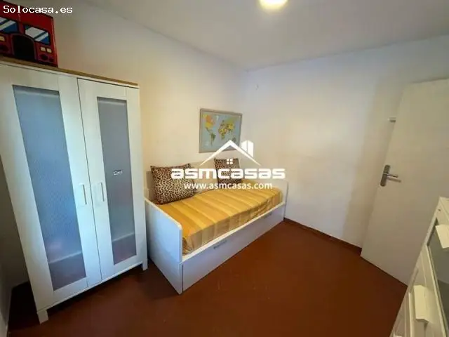 Pareado en Eurosol con Piscina y Amplia Parcela