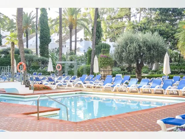 Adosado de 3 Dormitorios en venta Puerto Banus, España