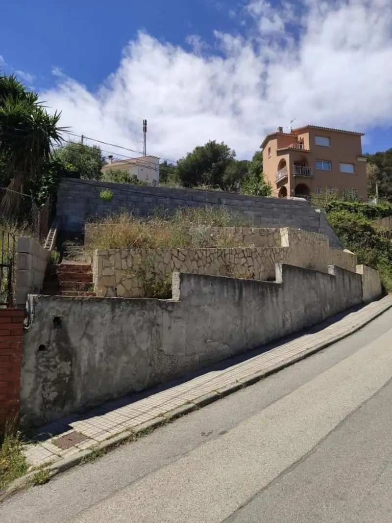 Terreno en Venta Cubelles 825m2 Vistas al Mar Montaña