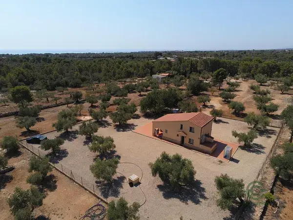 Finca Rustica en L'Ametlla de Mar con Vivienda