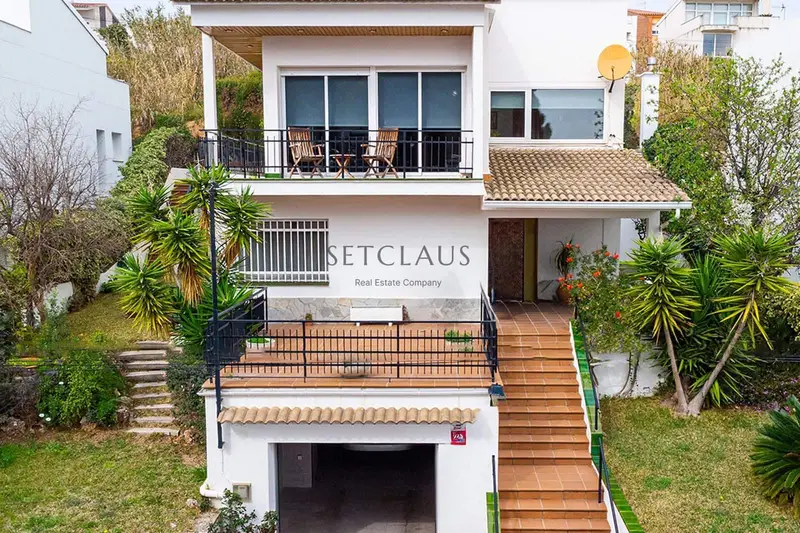 Chalet en Venta El Masnou Barcelona Vistas al Mar Reformado