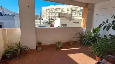 Piso en Venta en Camas Sevilla 3 Dormitorios 2 Patios Garaje Trastero
