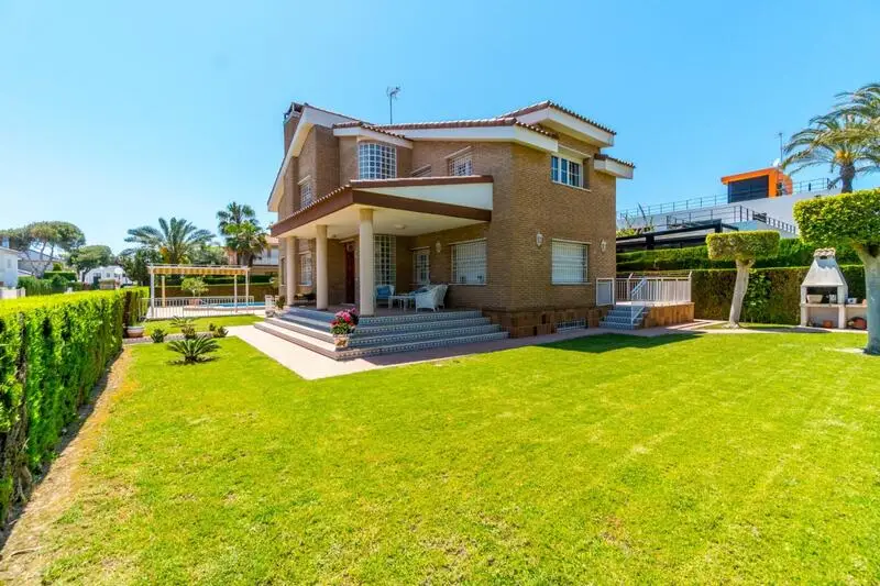 Villa Lujosa 5 Dormitorios Torrevieja