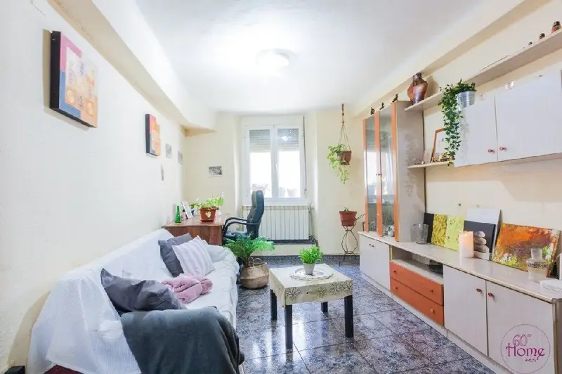 Casa Rural con Calefacci	ón en Fabara 5 Dormitorios