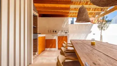 Piso en Alquiler en Badalona Montgat con Piscina y Terraza