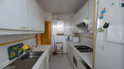 Dúplex en venta El Espinar con jardín y piscina