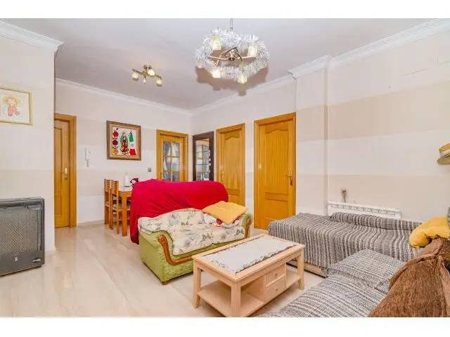 Piso en venta Hijar Granada 2 dormitorios terraza garaje trastero