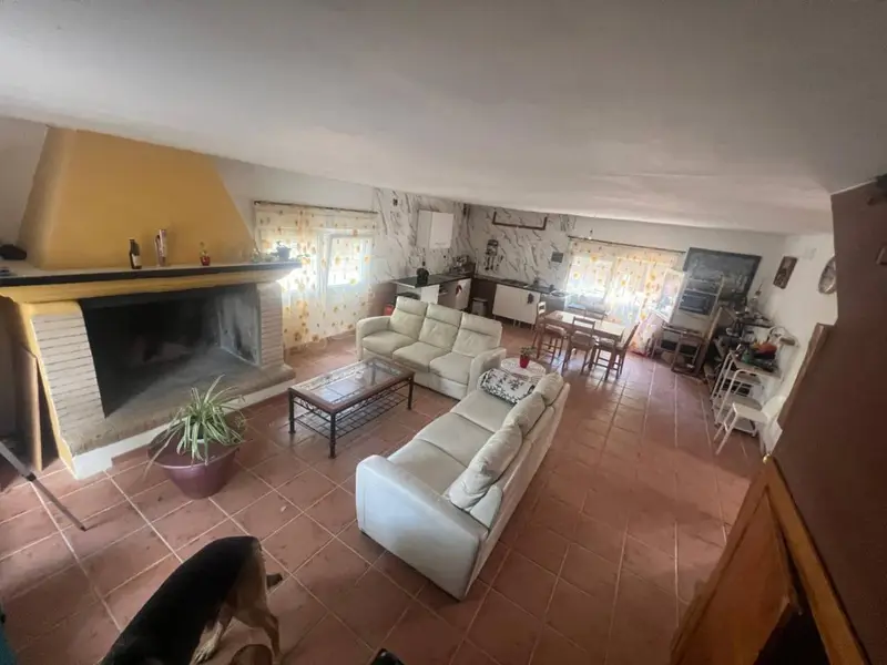 Venta de Chalet con Terraza en Teruel