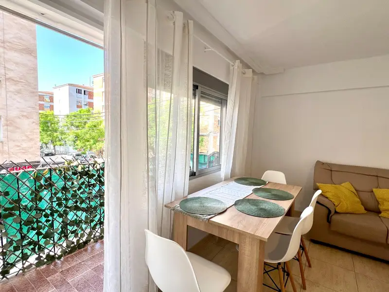 Alicante Piso Reformado 3 Dormitorios Terraza Amueblado Inversor