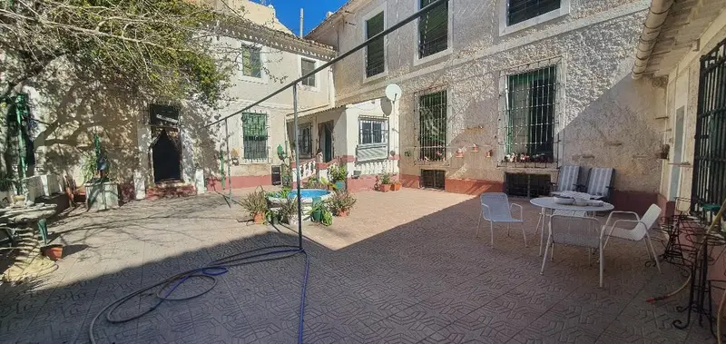 Casa Señorial en Hellin 7 habitaciones 413m2