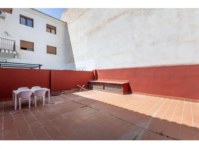 Piso con Terraza de 51m² en Los Ogíjares