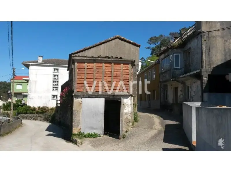 Casa en Venta en Cee con Terraza y 8 Dormitorios