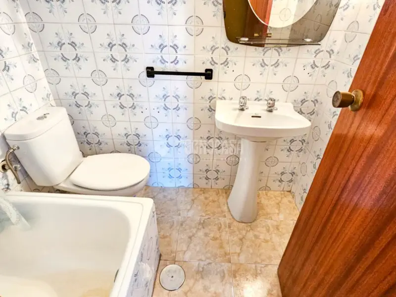 Piso en venta en El Naranjo con ascensor y plaza de aparcamiento