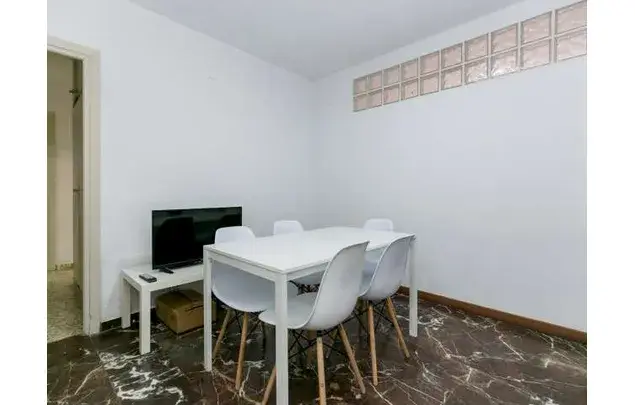 Alquiler Habitaciones Granada Ronda Apartamento 5 Dormitorios