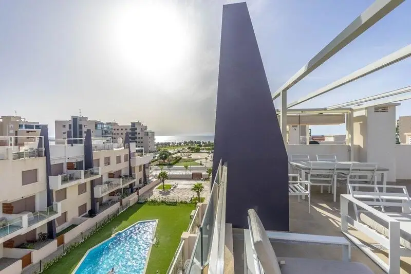 Atico Duplex en Mil Palmeras cerca de la playa