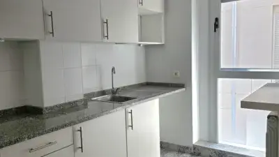 Piso en venta 88m2 3 habitaciones 2 baños terraza trastero garaje VPO