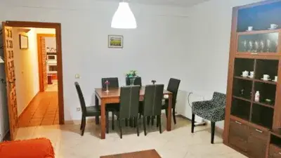 Casa adosada en Pastrana 3 plantas Rústica 200m2