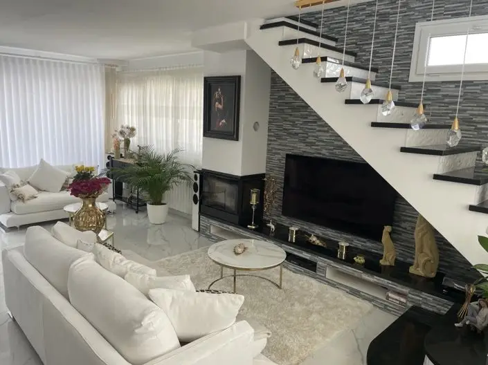 Villa 4 Dormitorios en Venta Los Balcones