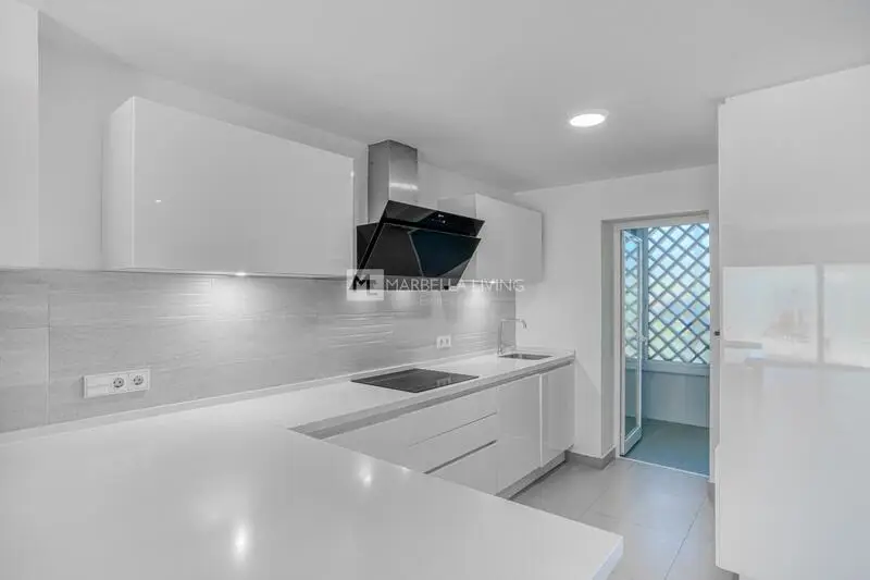 4 Cuarto Adosado en Venta Benahavis Malaga