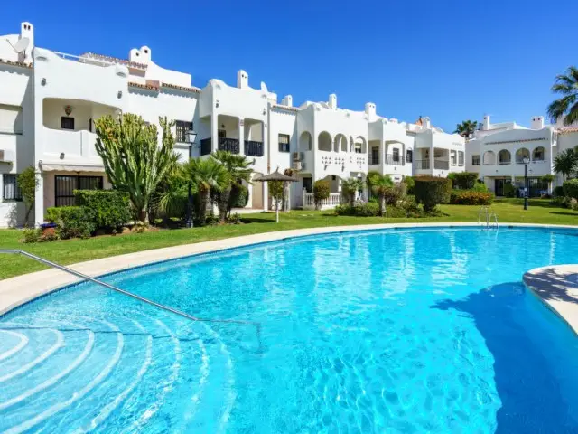 Casa Adosada 5 Dormitorios Estepona