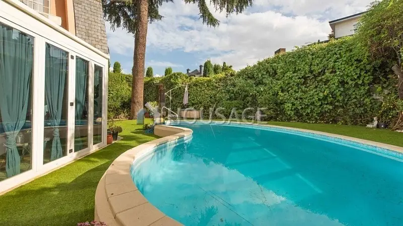 Chalet en Mirasierra Madrid 4 dormitorios 4 baños piscina jardin