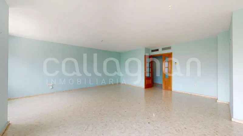 Piso en Venta en L Hort de Senabre Valencia 146m2 3 Habitaciones