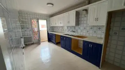 Piso en Venta Ciudad Rodrigo 3 Dormitorios 2 Baños Parking Jardin