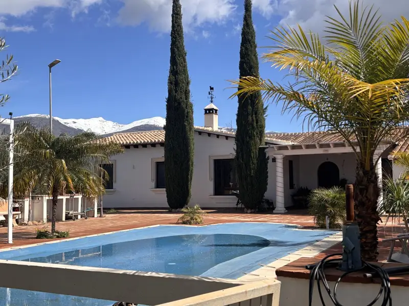 Venta Villa 3 Dormitorios Velez Benaudalla