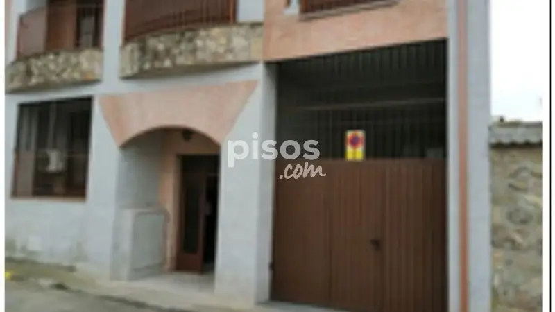 Piso en venta en Calle Clclavel                        Con y