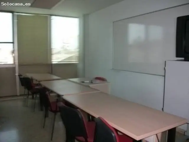 Oficina en Alquiler 40m2 2 Divisiones Baño Terrazo
