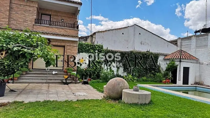 Chalet en venta en Calle Real