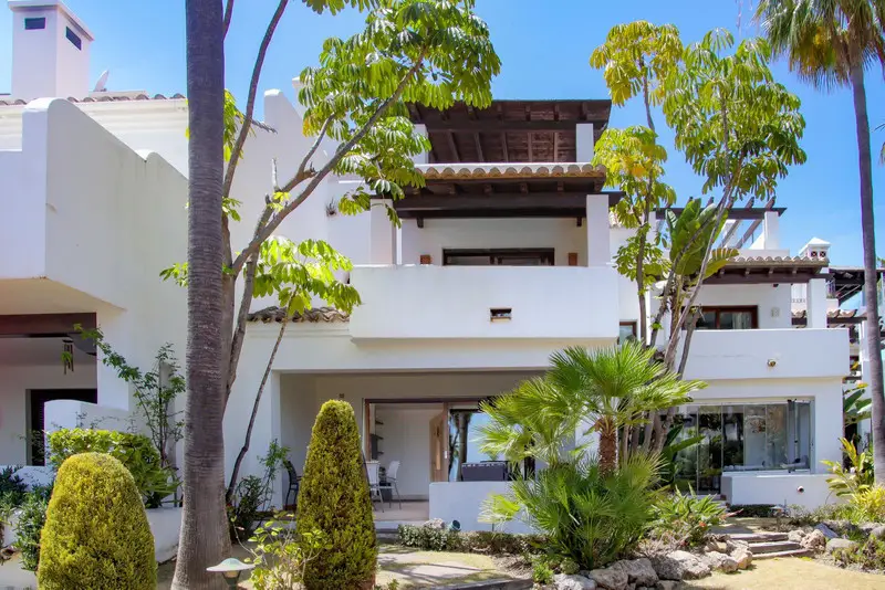 Casa Adosada de Lujo en Venta en Benahavís