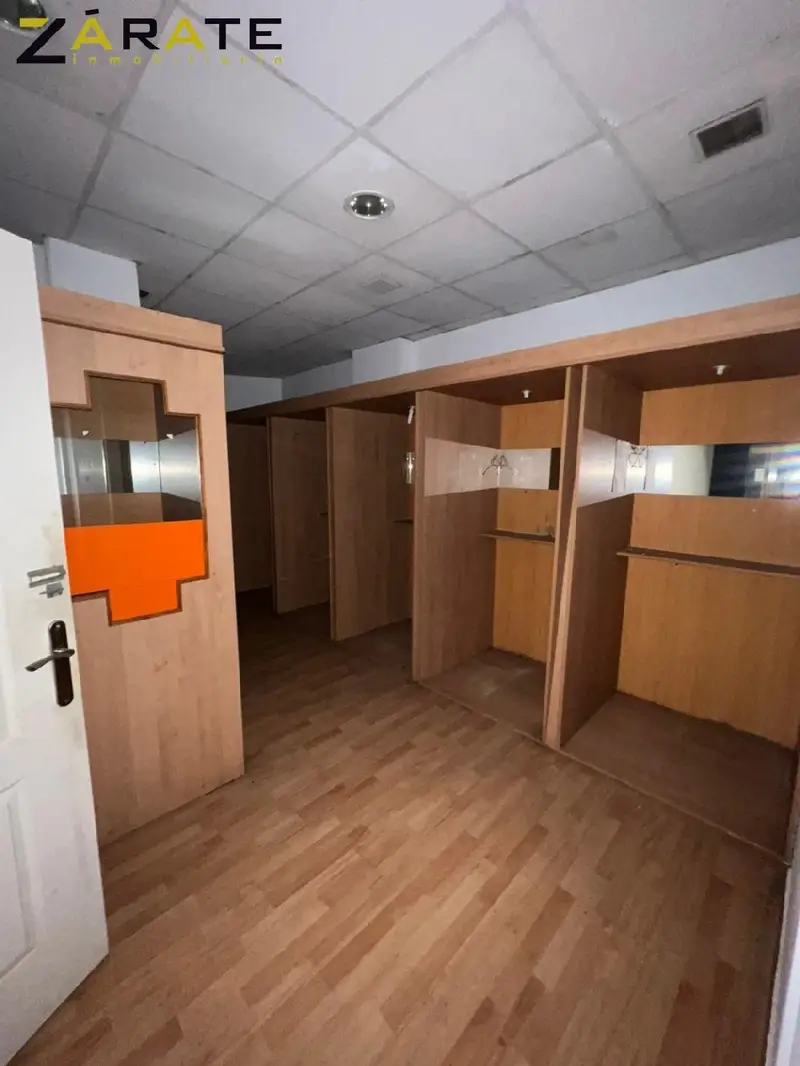Venta Local Comercial Las Arenas Getxo 76m2