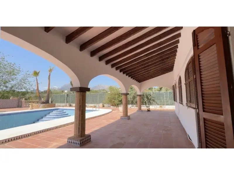Venta Chalet con Chimenea en L'Alfas del Pi
