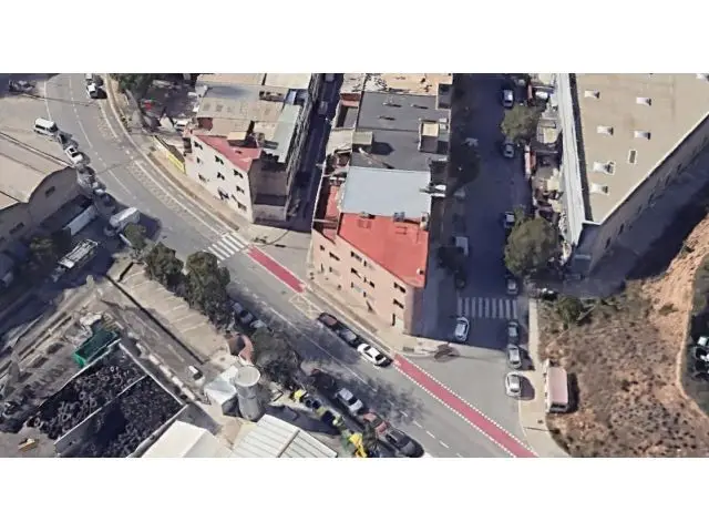 Local Comercial en Alquiler en Sant Feliu de Llobregat