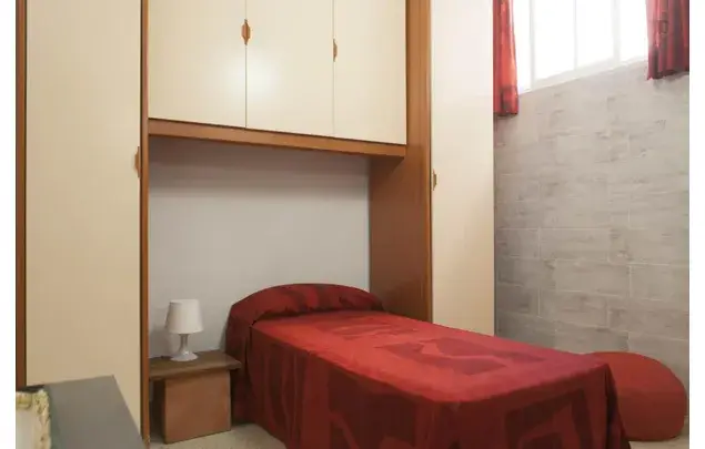 Alquiler Casa 6 Dormitorios Sevilla Estudiantes Jardin Piscina
