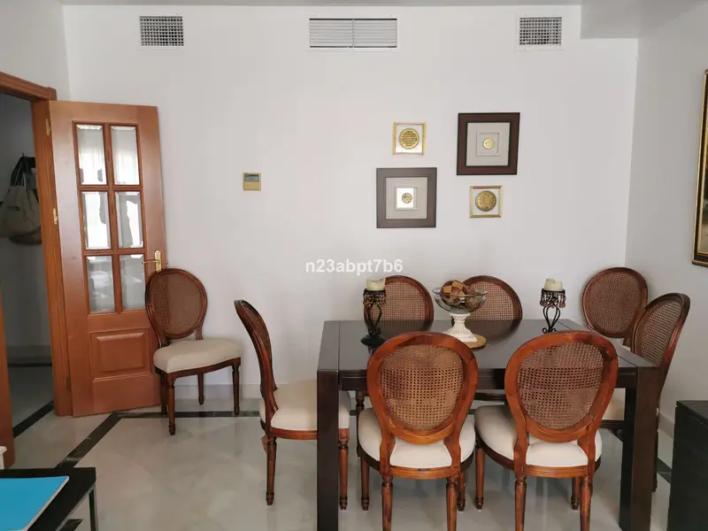Apartamento 3 Dormitorios Nueva Andalucía Inversión