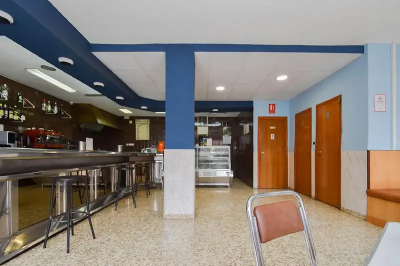 Venta Local Comercial Alcampo Norte Granada