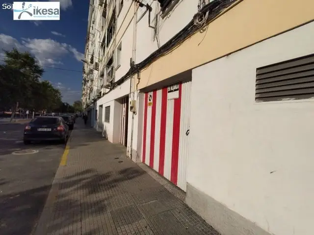 Local Comercial con Opcion a Cochera 9 Plazas