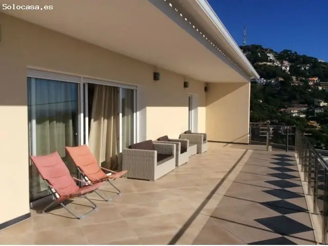 Chalet con Piscina en Lloret de Mar Cerca del Centro