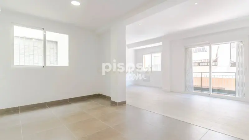 Piso en Venta Centro Motril 4 Dormitorios 2 Baños