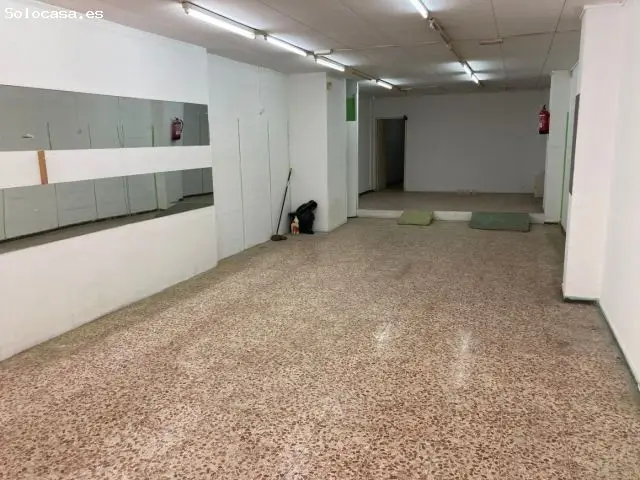 Local Comercial en Alquiler Barbera del Valles 140m2