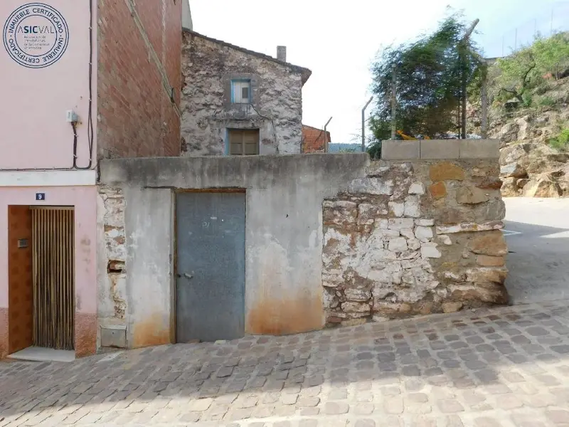 Casa Rural en Alfondeguilla para Reformar