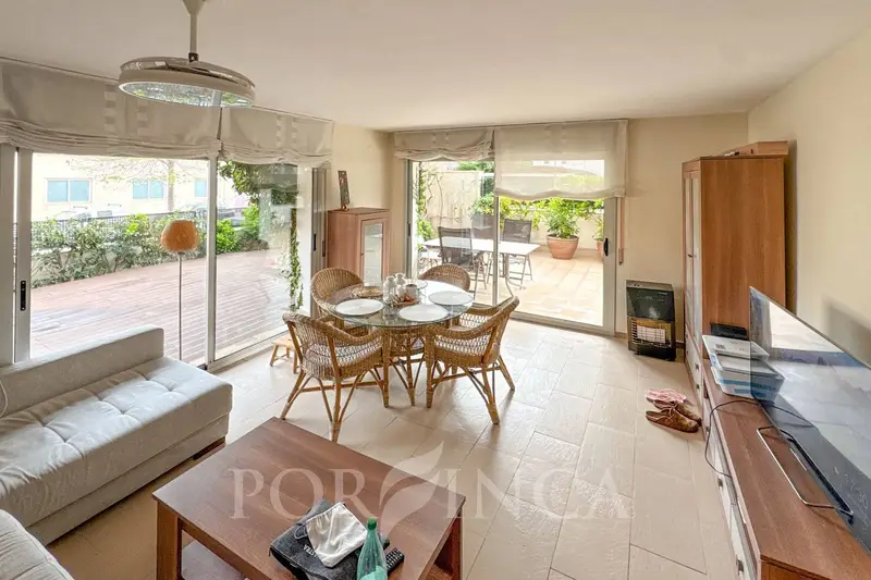 Apartamento en Sant Antoni de Calonge con piscina cerca de la playa